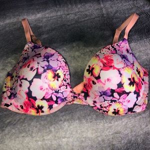 Victoria’s Secret Bra
